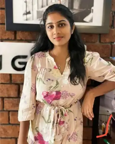 Escorts Versova